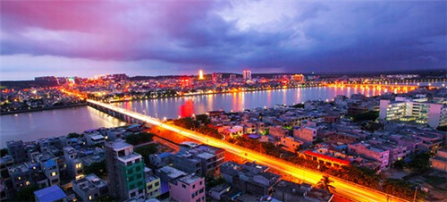 东方海岸假日对比海航陵水YOHO湾养老分析!东方适合养老的地方